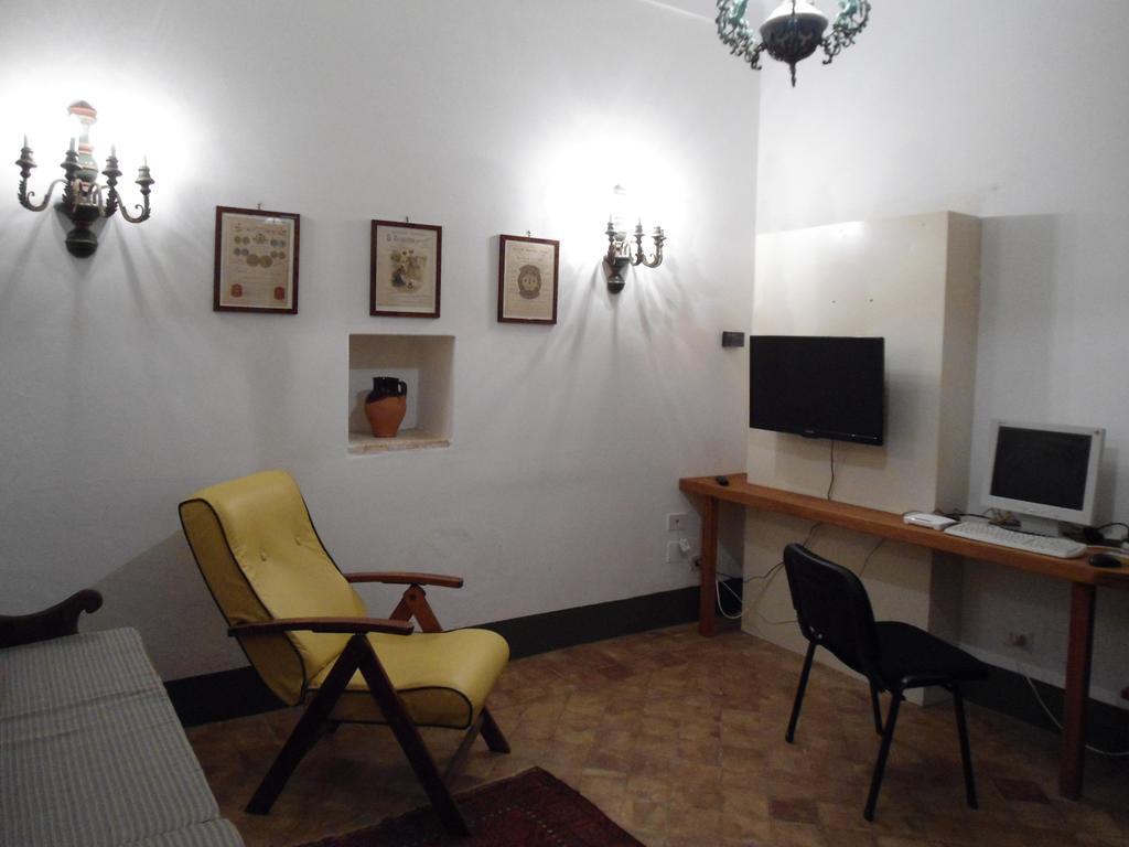 Il Portico Bed & Breakfast Cisternino Exterior photo