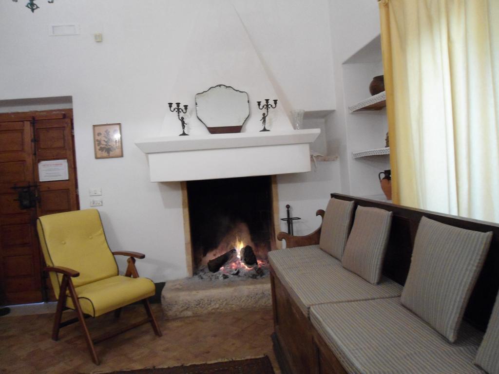 Il Portico Bed & Breakfast Cisternino Exterior photo
